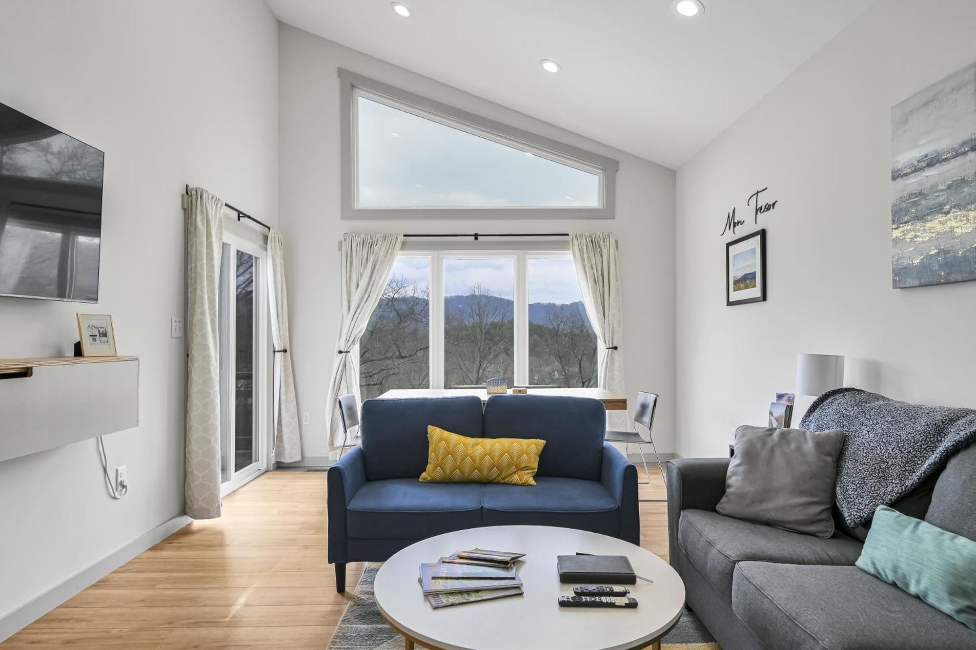 Mon Tresor, Modern Mountain Views With Deck Villa Weaverville Exterior photo
