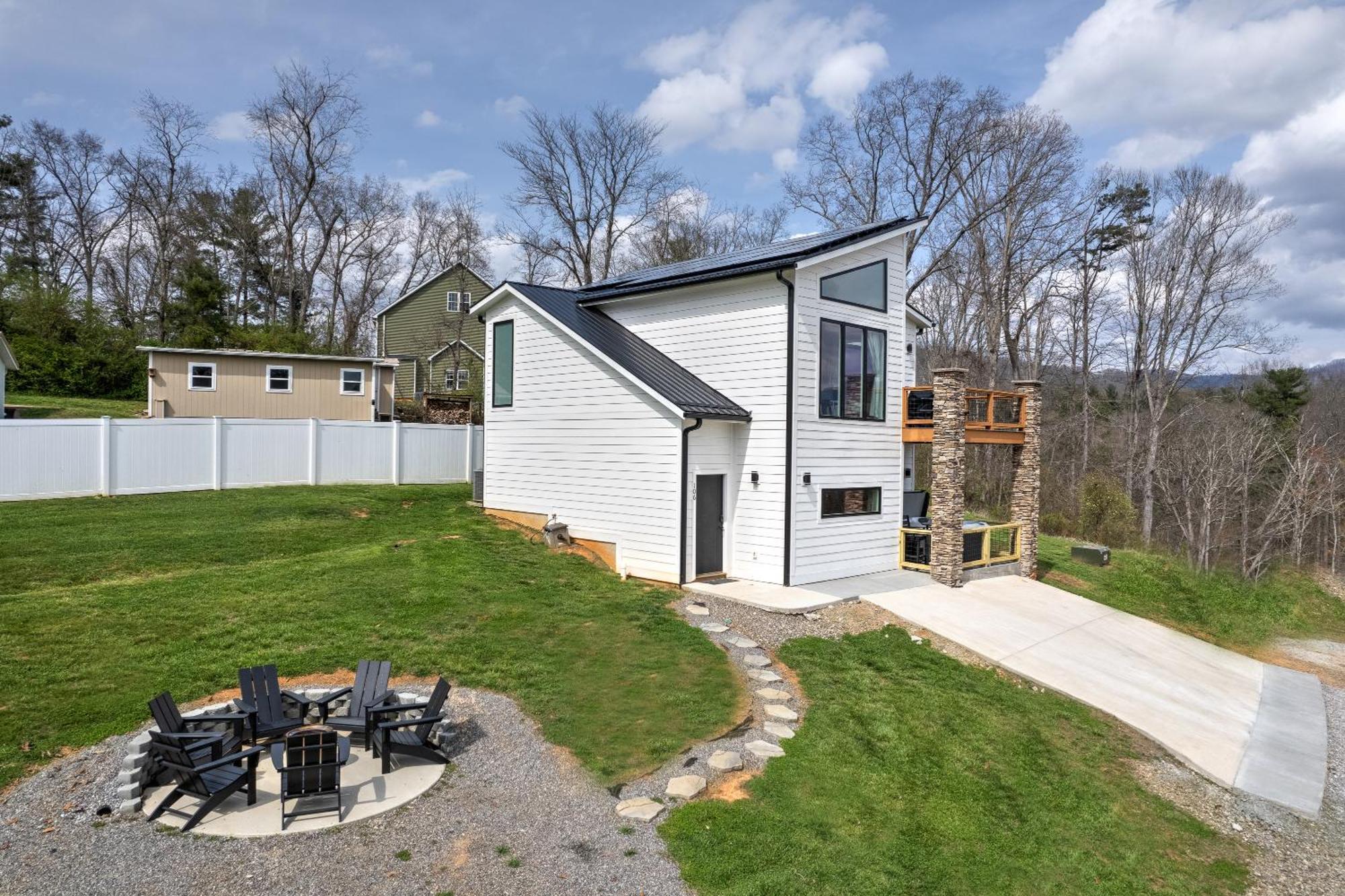 Mon Tresor, Modern Mountain Views With Deck Villa Weaverville Exterior photo