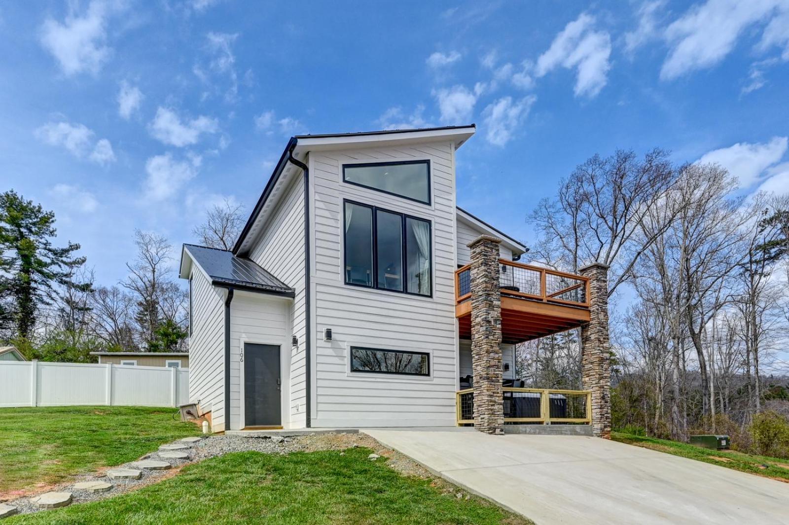 Mon Tresor, Modern Mountain Views With Deck Villa Weaverville Exterior photo